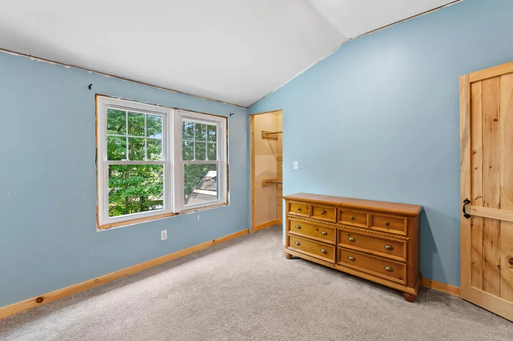 1 Oxford Terrace Brownfield ME 04010