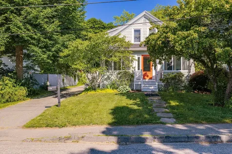 3 Cross Street Camden ME 04843