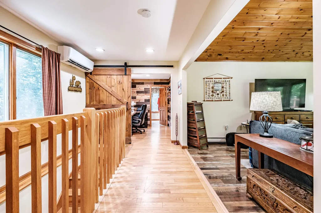 10 Bear Point Road Harrison ME 04040