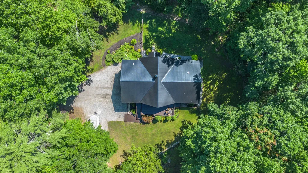 10 Bear Point Road Harrison ME 04040