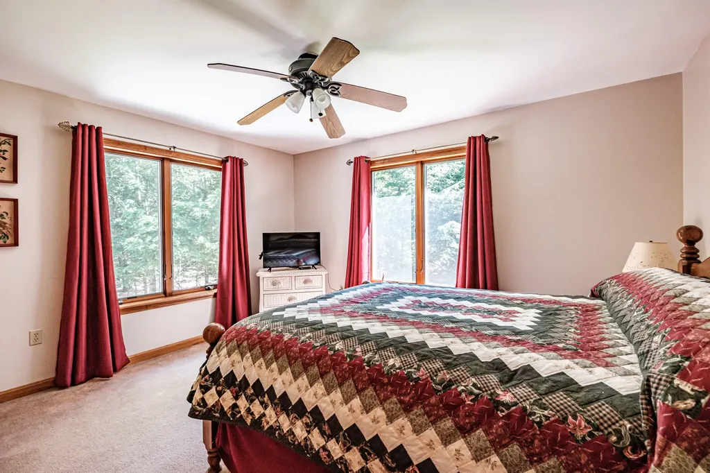 10 Bear Point Road Harrison ME 04040