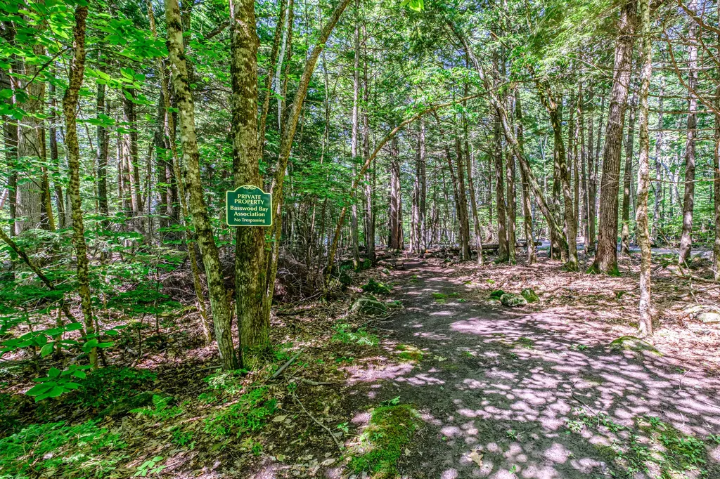 10 Bear Point Road Harrison ME 04040