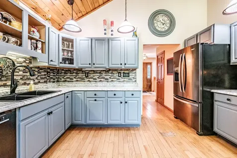 10 Bear Point Road Harrison ME 04040