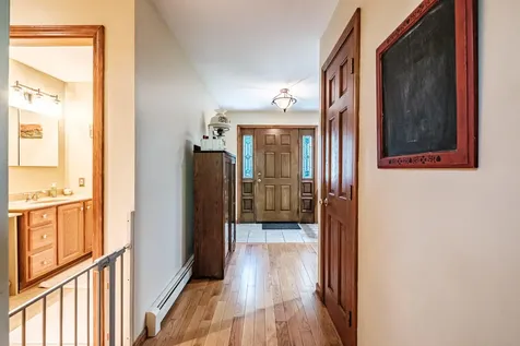 10 Bear Point Road Harrison ME 04040