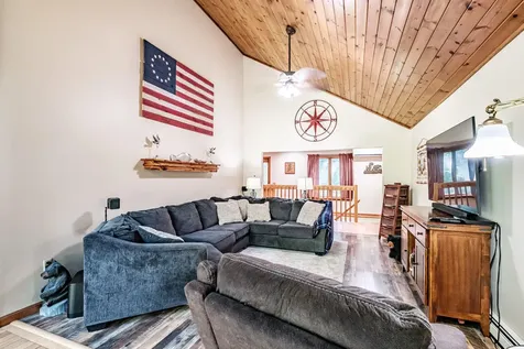 10 Bear Point Road Harrison ME 04040