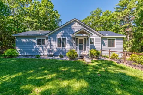 10 Bear Point Road Harrison ME 04040