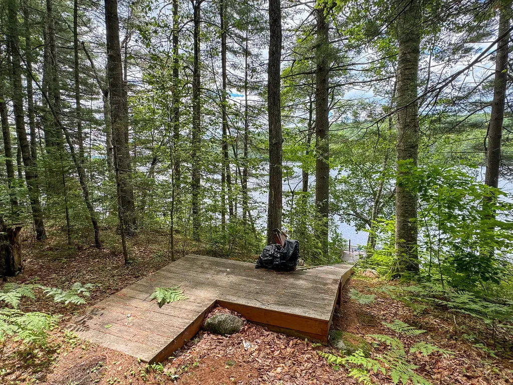 M7L104-4 Clark Point Canaan ME 04924