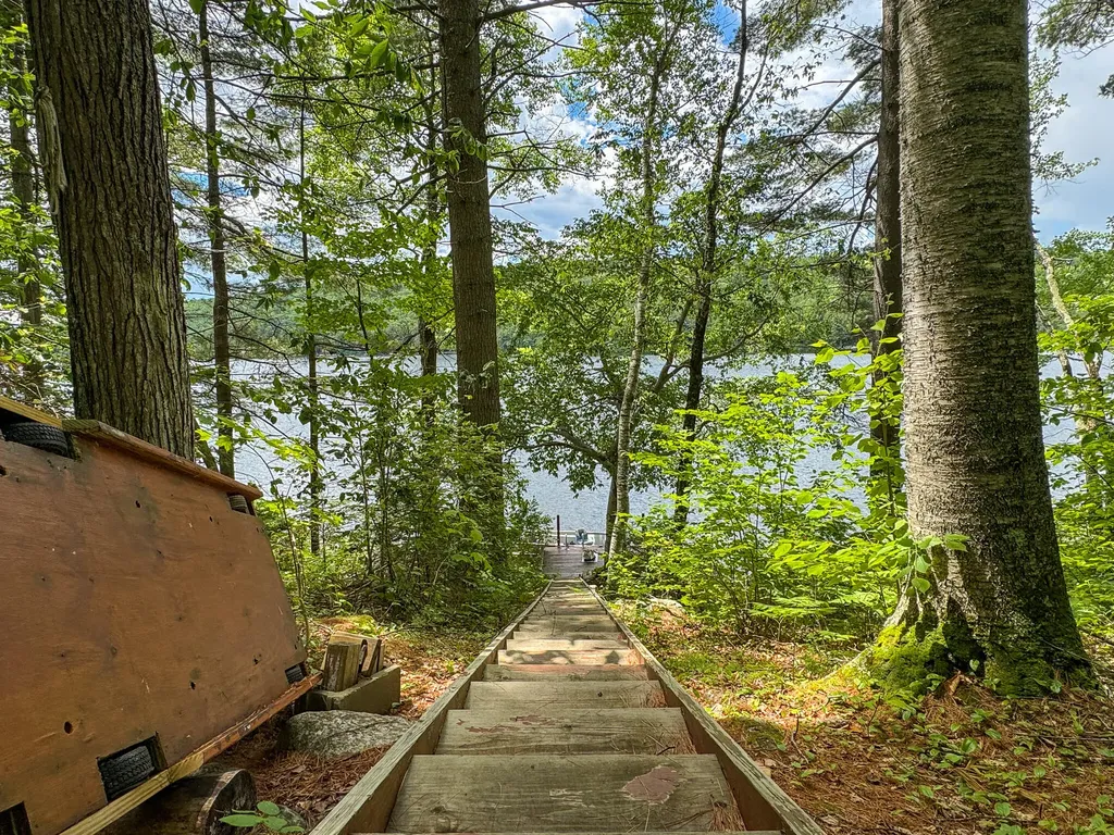 M7L104-4 Clark Point Canaan ME 04924