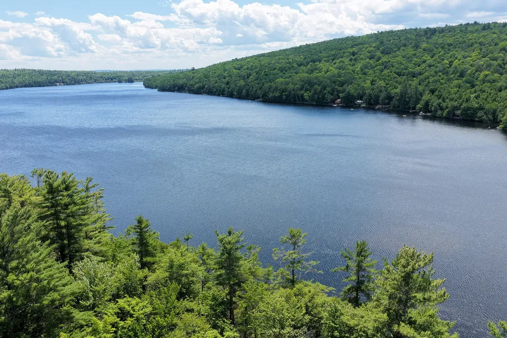 M7L104-4 Clark Point Canaan ME 04924