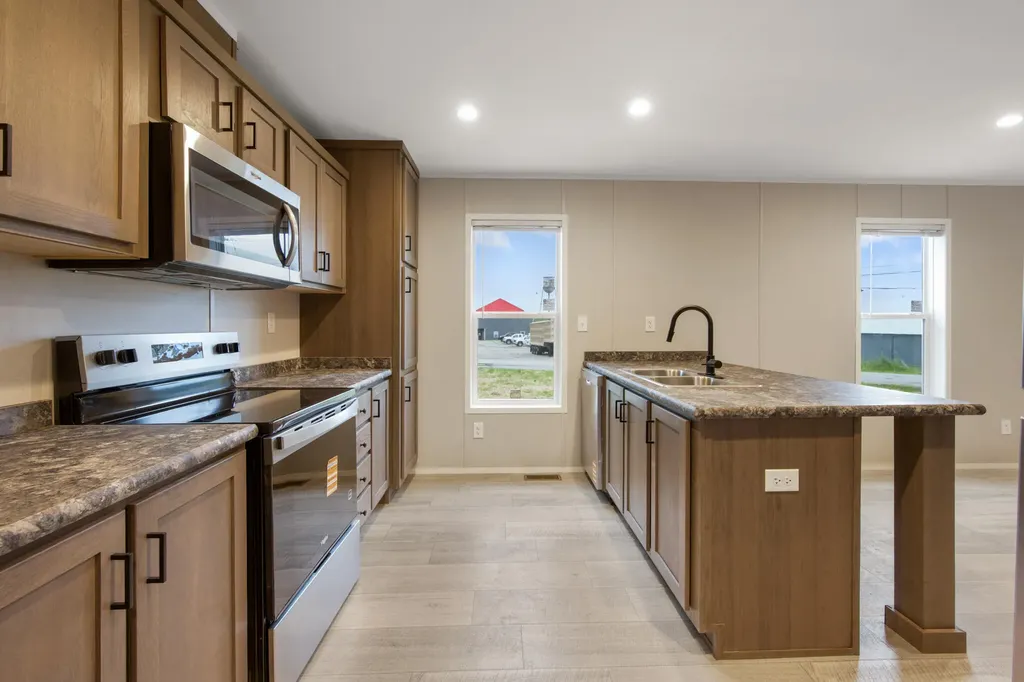 17 Spring Street Newport ME 04953