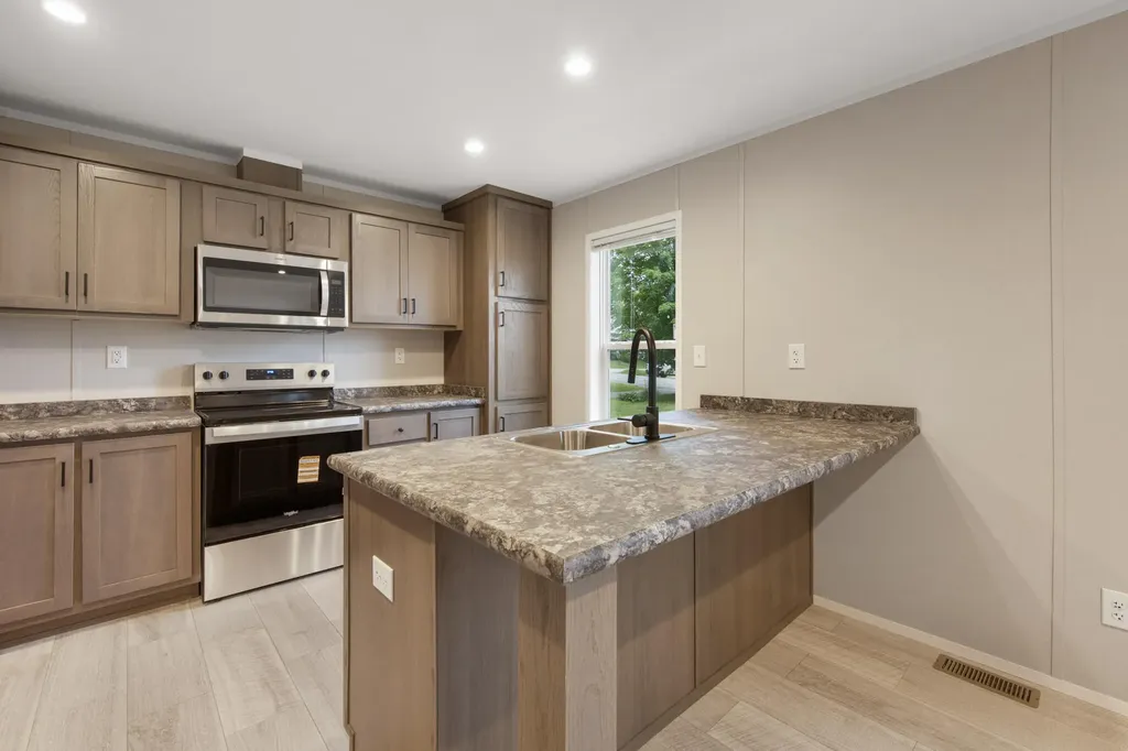 17 Spring Street Newport ME 04953