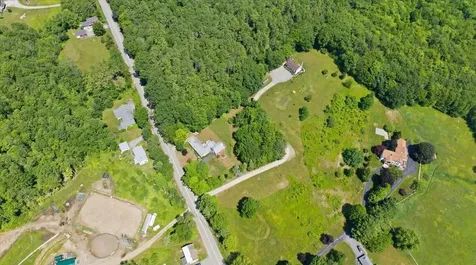 621 W Auburn Road Auburn ME 04210