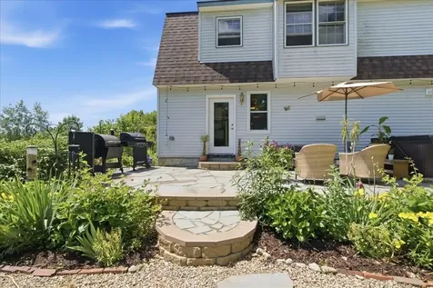 621 W Auburn Road Auburn ME 04210