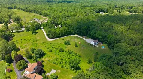 621 W Auburn Road Auburn ME 04210