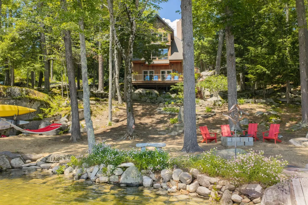57 Andersen Road Raymond ME 04071