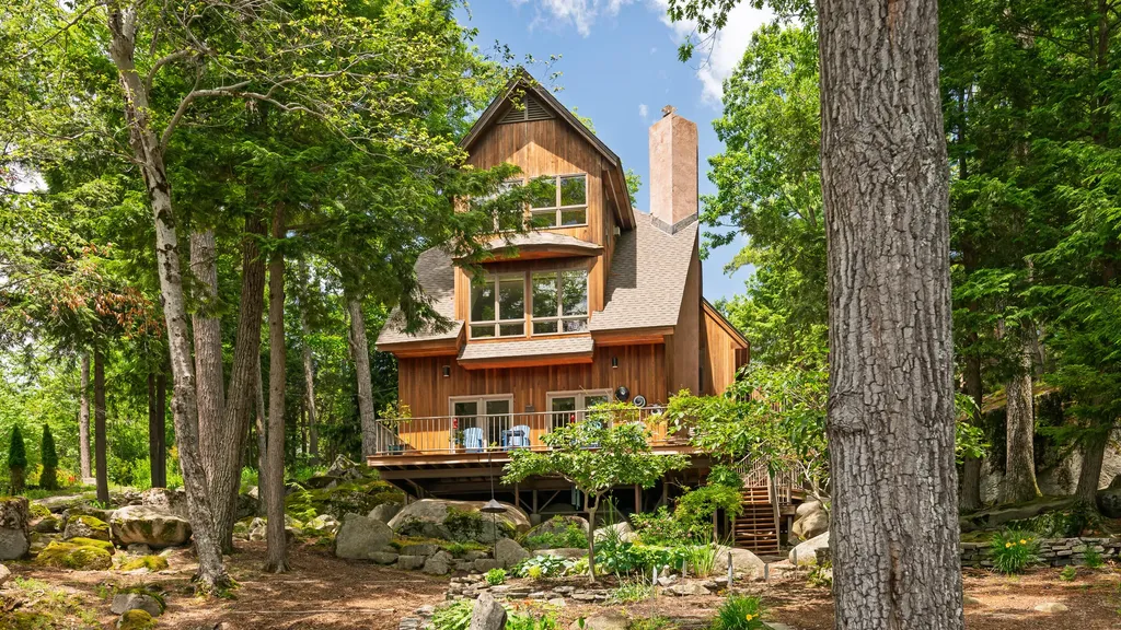 57 Andersen Road Raymond ME 04071