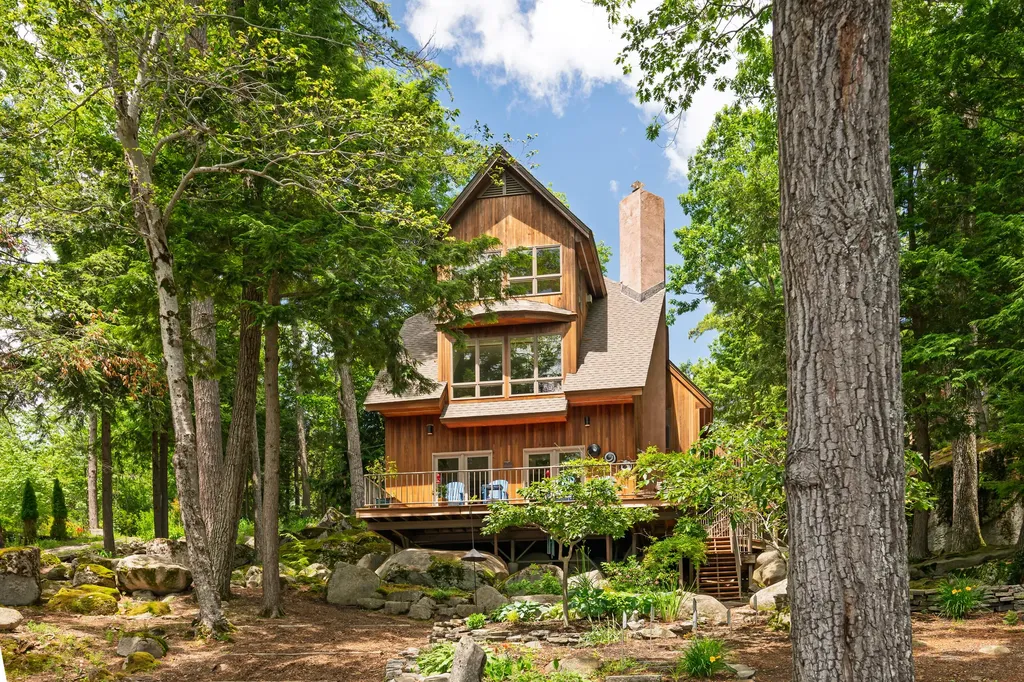 57 Andersen Road Raymond ME 04071