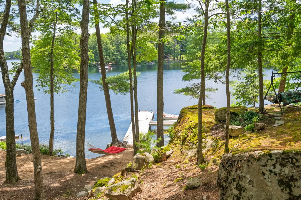 57 Andersen Road Raymond ME 04071