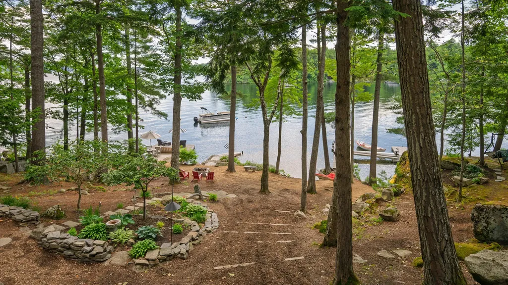 57 Andersen Road Raymond ME 04071