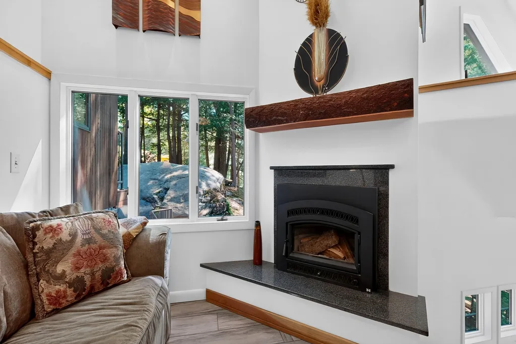 57 Andersen Road Raymond ME 04071