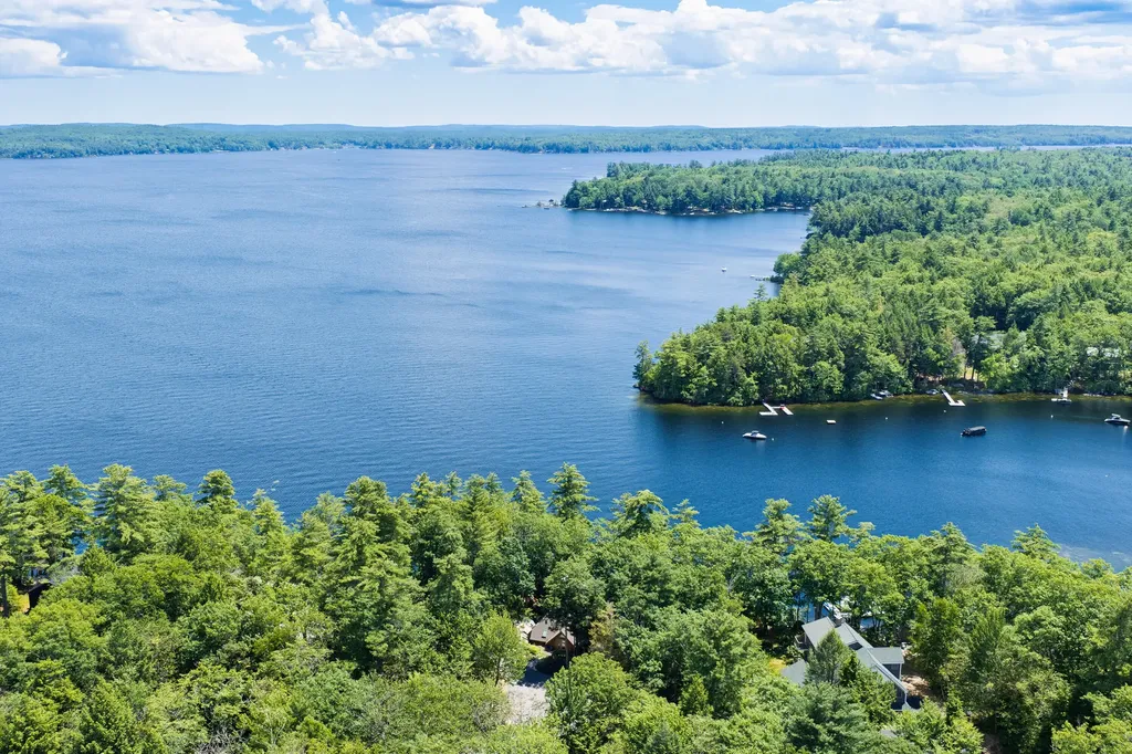 57 Andersen Road Raymond ME 04071