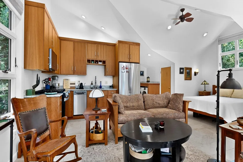 57 Andersen Road Raymond ME 04071