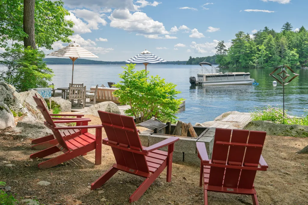 57 Andersen Road Raymond ME 04071