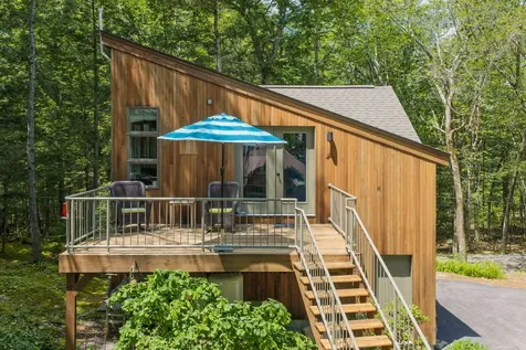 57 Andersen Road Raymond ME 04071
