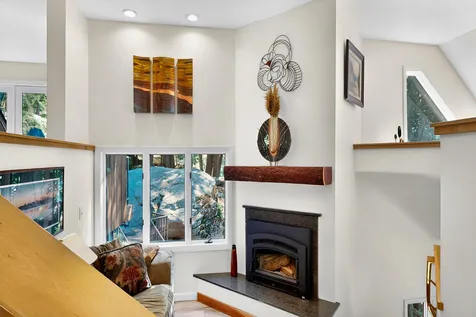 57 Andersen Road Raymond ME 04071