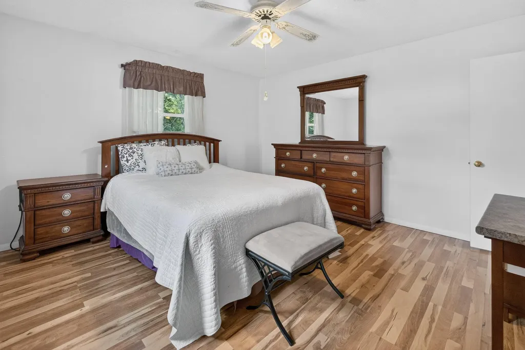 136 Grove Street Lewiston ME 04240