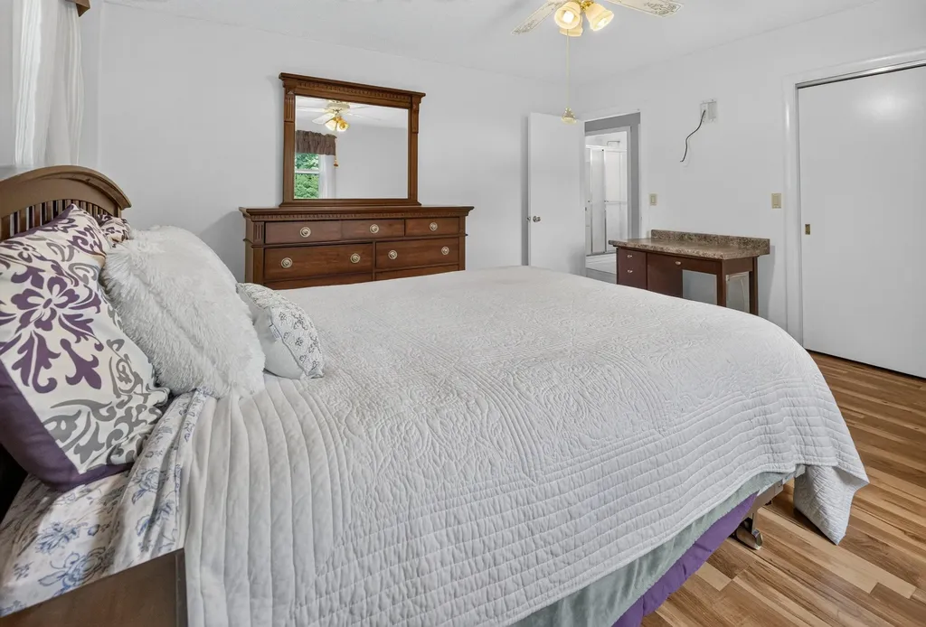 136 Grove Street Lewiston ME 04240