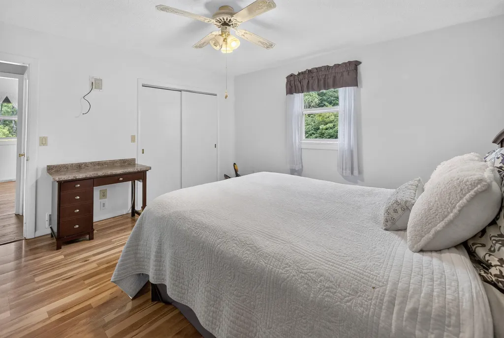 136 Grove Street Lewiston ME 04240