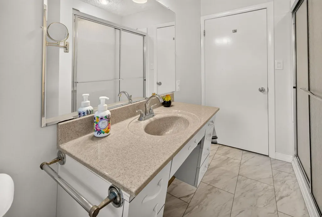 136 Grove Street Lewiston ME 04240