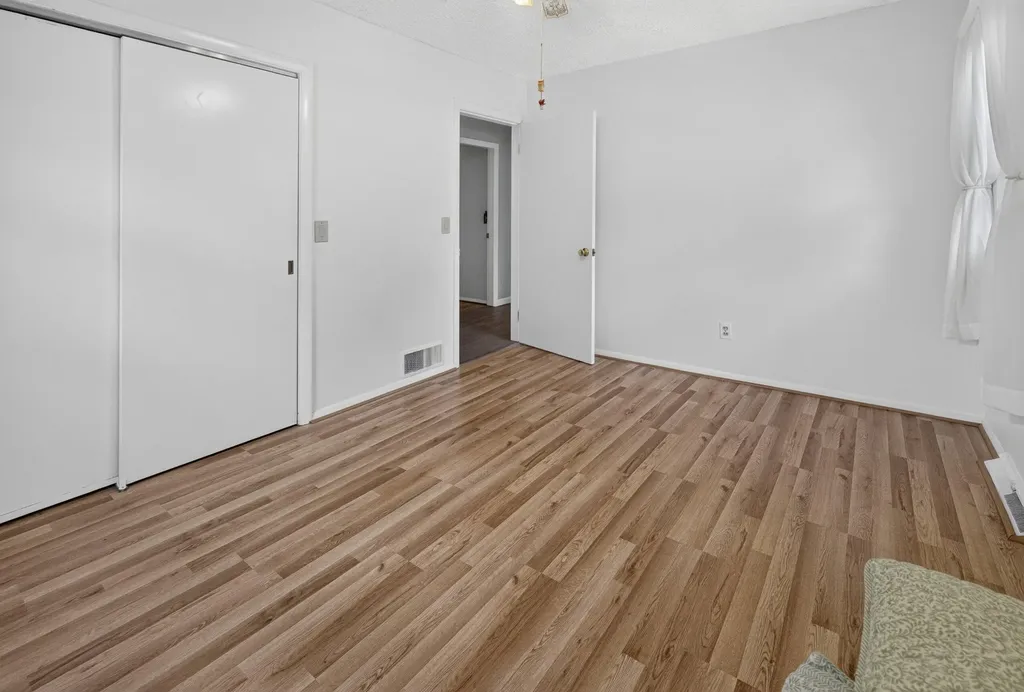 136 Grove Street Lewiston ME 04240