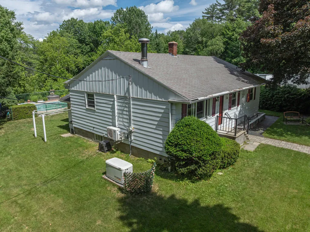 136 Grove Street Lewiston ME 04240