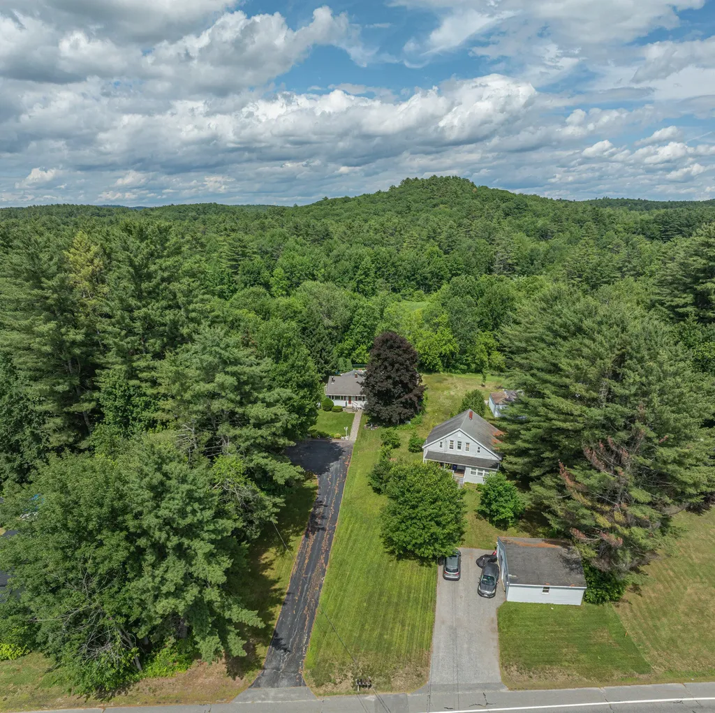 136 Grove Street Lewiston ME 04240
