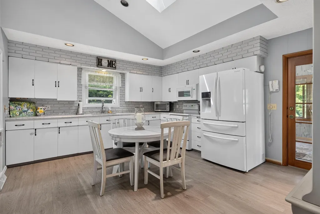 136 Grove Street Lewiston ME 04240