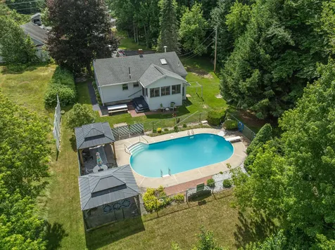 136 Grove Street Lewiston ME 04240