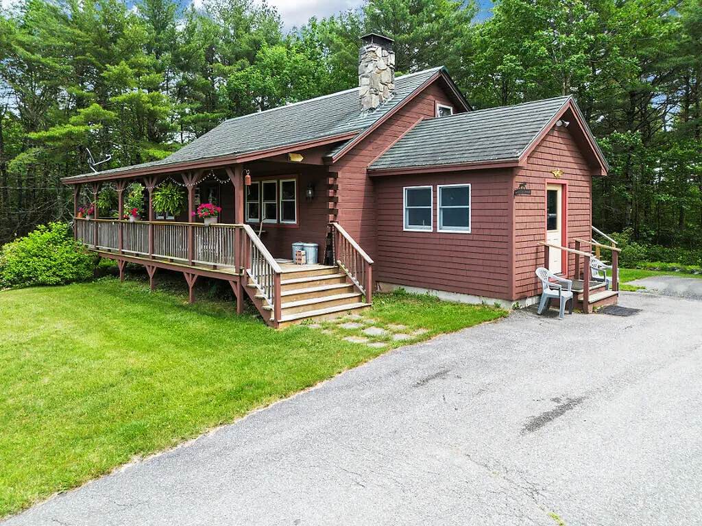 2706 Level Hill Road Palermo ME 04354