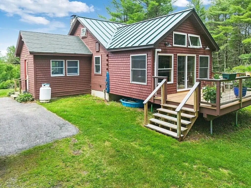 2706 Level Hill Road Palermo ME 04354