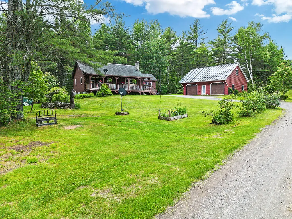 2706 Level Hill Road Palermo ME 04354