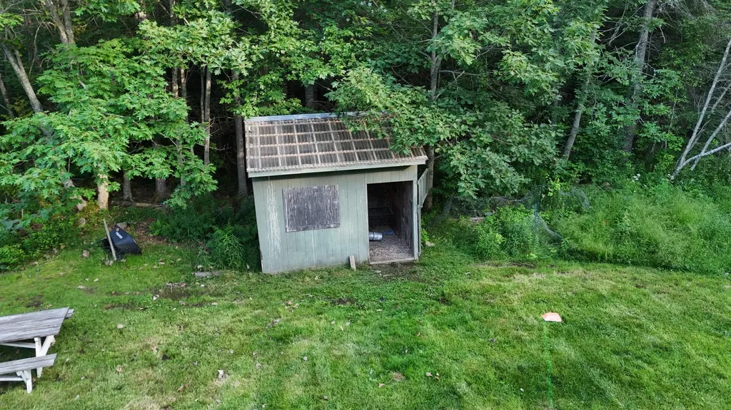 1058 Pleasant Street Blue Hill ME 04614