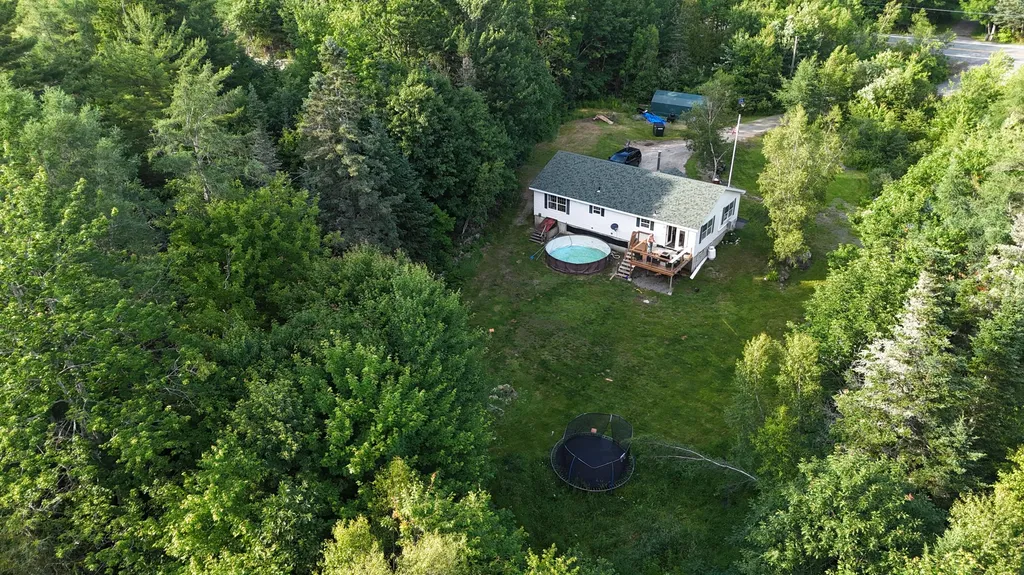 1058 Pleasant Street Blue Hill ME 04614