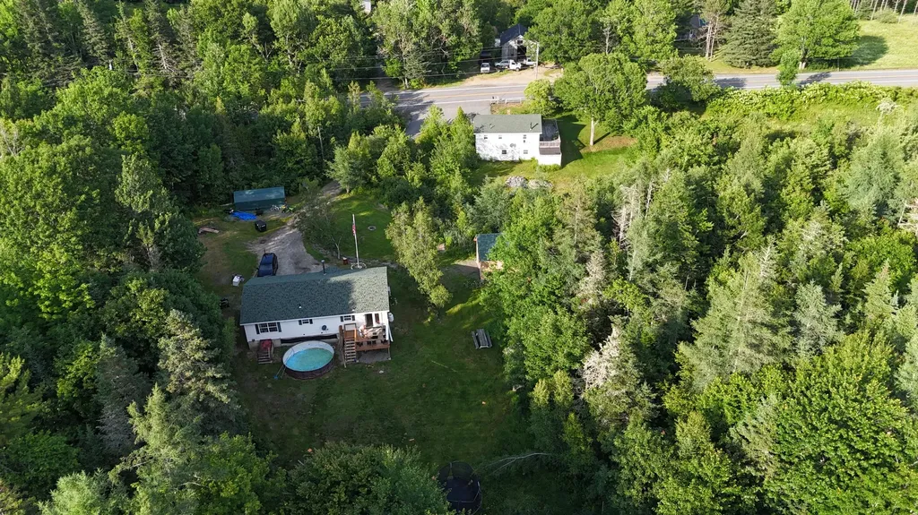 1058 Pleasant Street Blue Hill ME 04614