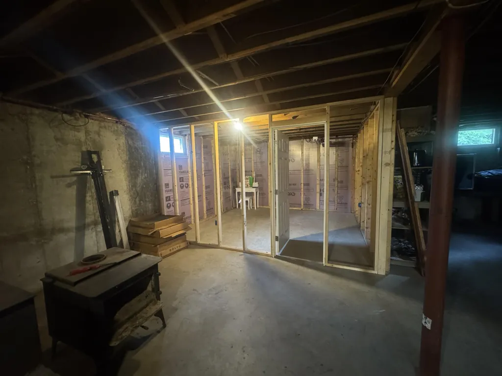 1058 Pleasant Street Blue Hill ME 04614