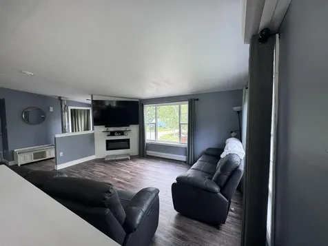 1058 Pleasant Street Blue Hill ME 04614