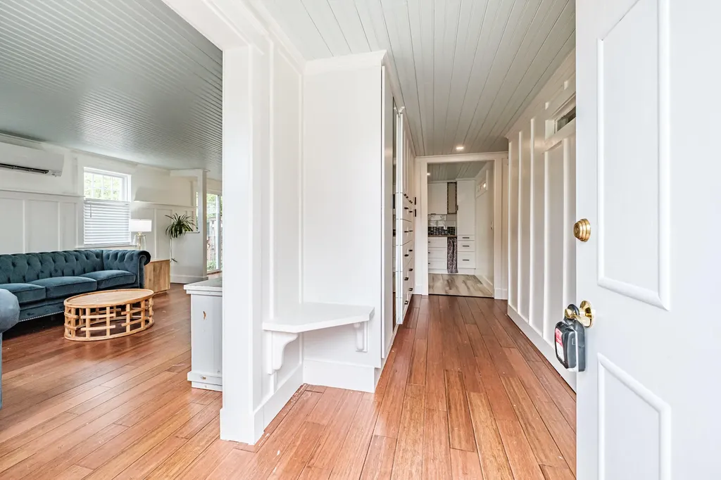 51 Colonial Village Falmouth ME 04105