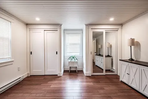 51 Colonial Village Falmouth ME 04105