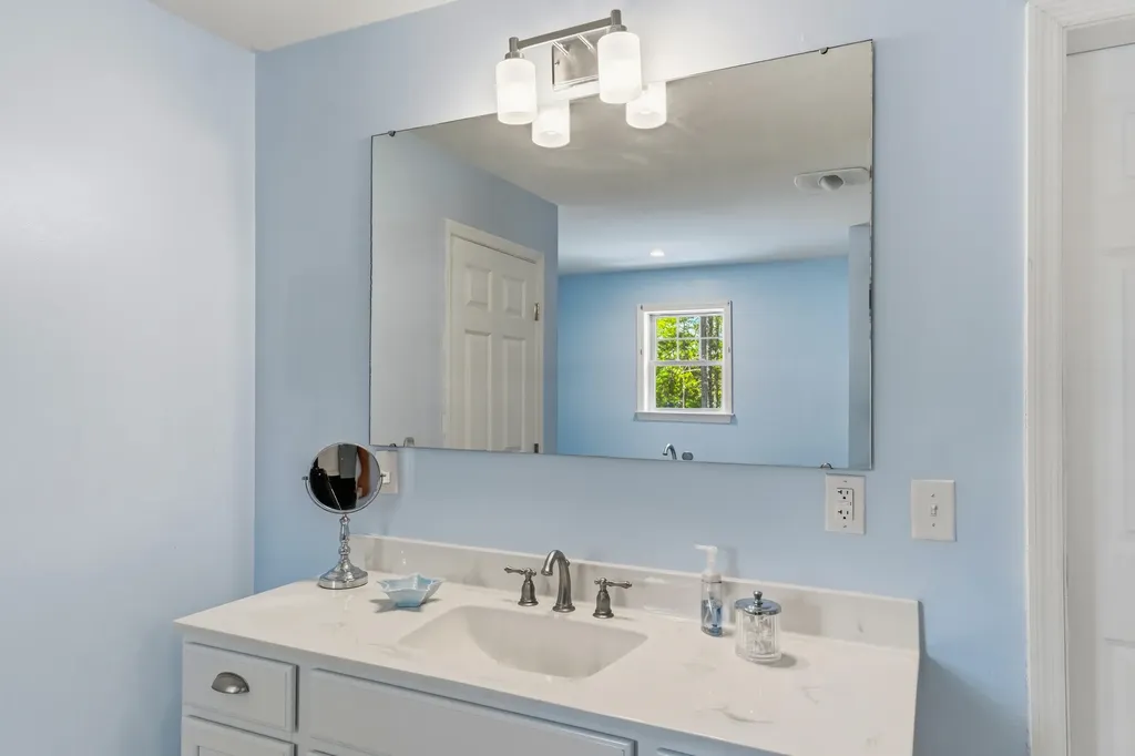 118 Sebascodegan Shores Road Harpswell ME 04079