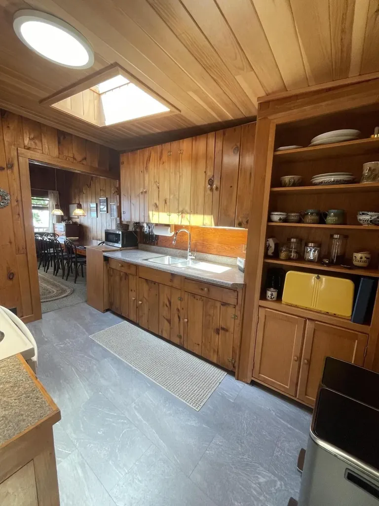 11 Ribame Shores Road W Castine ME 04421